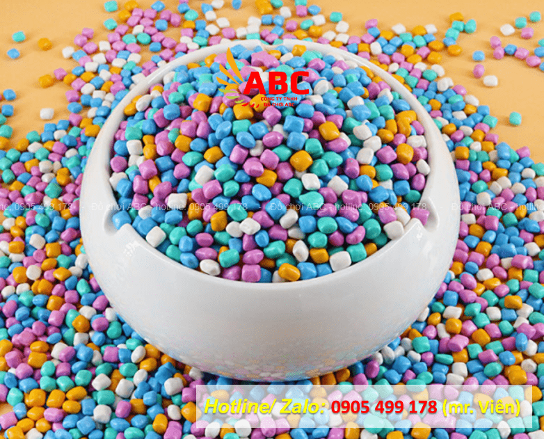 Hồ sứ giúp bé chơi cát mà không cần ra biển