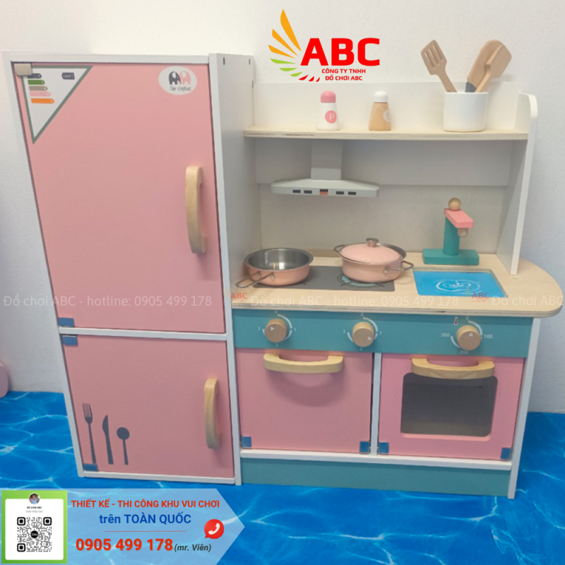Kệ bếp có màu sắc tươi sáng, thiết kế bắt mắt