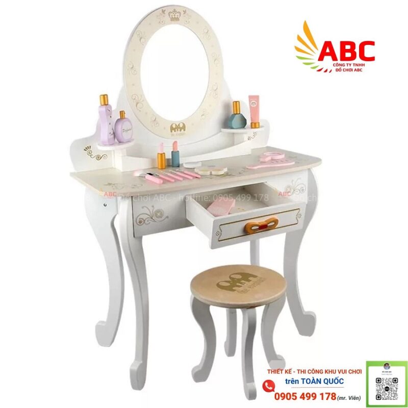 Kệ trang điểm cho bé bằng gỗ